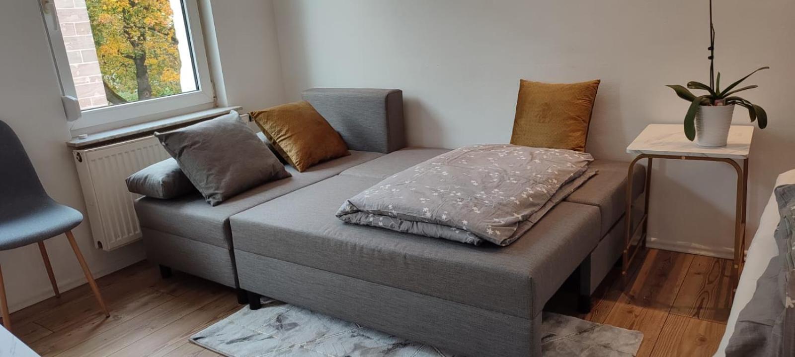 Privatzimmer-2 In Ruhiger Lage 9Min Von Hbh Nuremberga Exterior foto